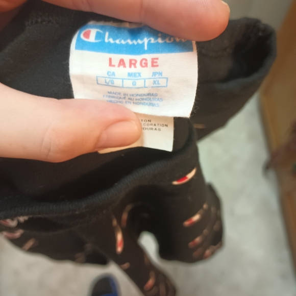 Champion tee - Picture 2 of 2